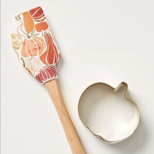Anthro Pumpkin Spatula and Cookie Cutter Set